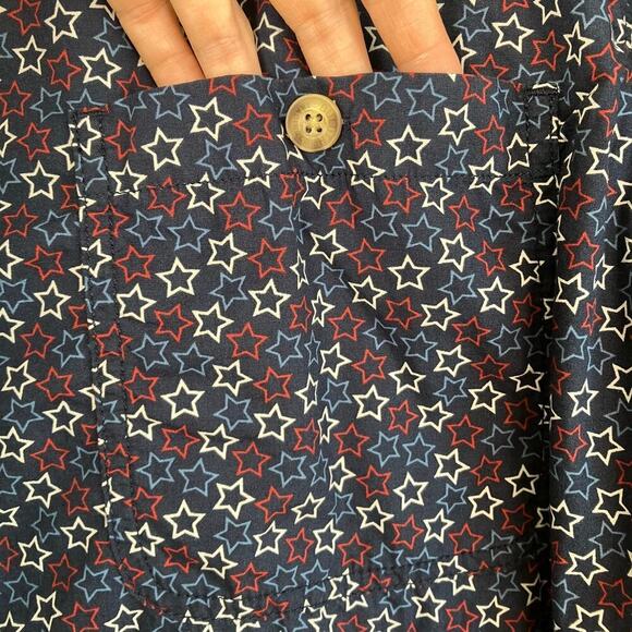 Duluth & Lands’ End Budle of Two Button Down Shirts Navy Paisley /Star Print 2XL - Picture 3 of 16